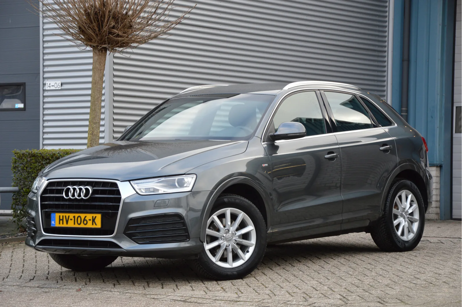 Audi Q3 (2016) — foto 1